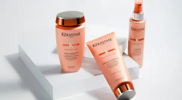 Prodotti Kérastase Discipline con Morpho-Keratine, ideali per domare i capelli indisciplinati. La cheratina serve a rendere i capelli lisci e gestibili.